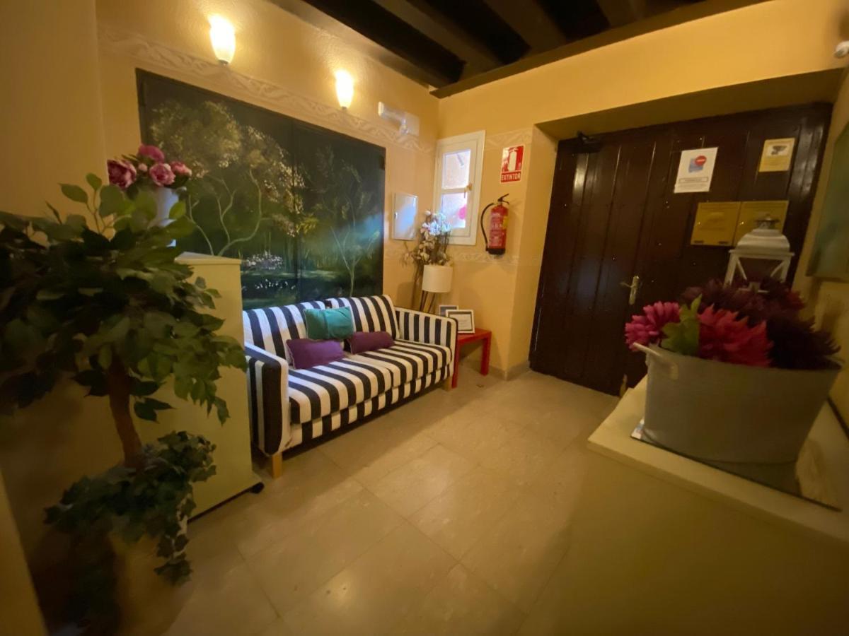 Refitolería Apartamentos Segovia Exterior foto