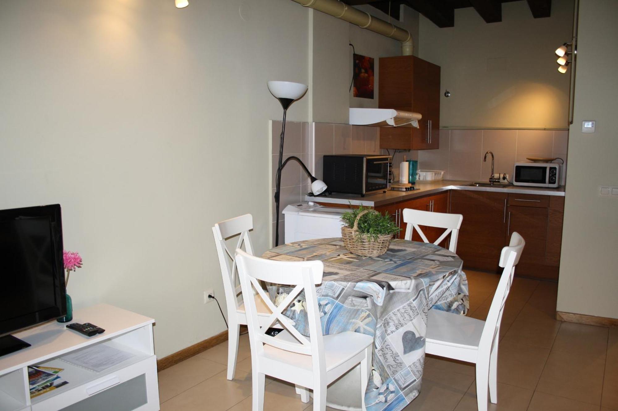 Refitolería Apartamentos Segovia Exterior foto