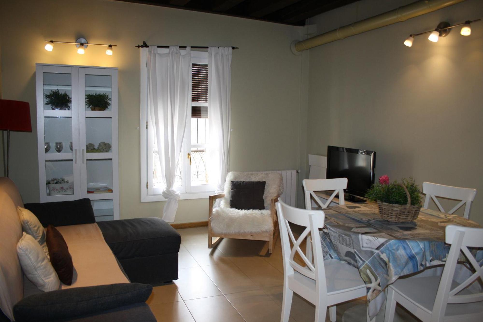 Refitolería Apartamentos Segovia Exterior foto